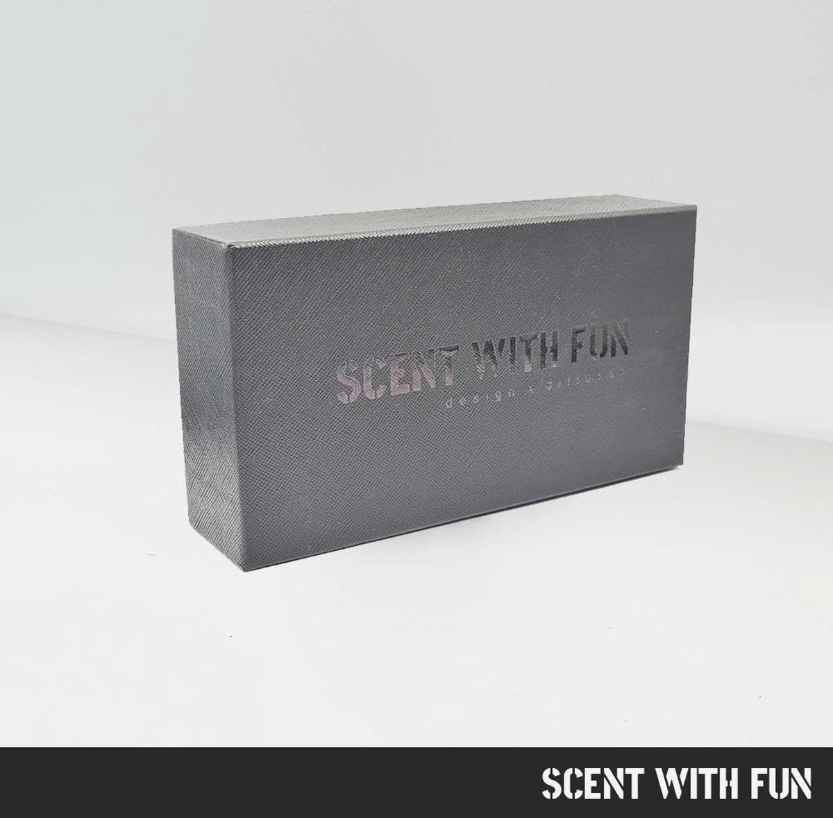 SWF - Autoparfum Premium Geschenkset - Incl. 15 Ml Parfum Met Houder - Voor Heren En Dames - Luchtverfrisser Parfum Auto Accessoires - Afbeelding 4