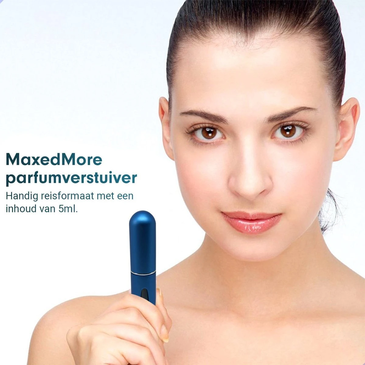 MaxedMore Navulbare Parfumverstuiver 5ml Blauw - 65 Keer Spraybare Parfum Verstuiver - Hervulbaar Tasverstuiver Voor Parfum - Meeneem Mini Geur Flesje Voor Op Reis - Lipstick Formaat Navulbaar Parfumflesje - Afbeelding 4